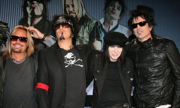 20140128194756Motley_Crue