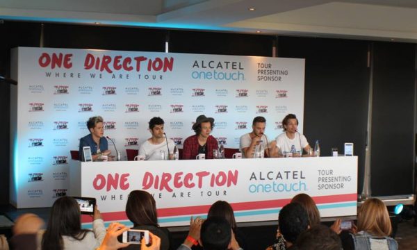 20140426102340One_Direction_world_tour