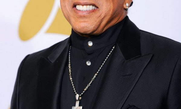 20140506170746Smokey_Robinson_2