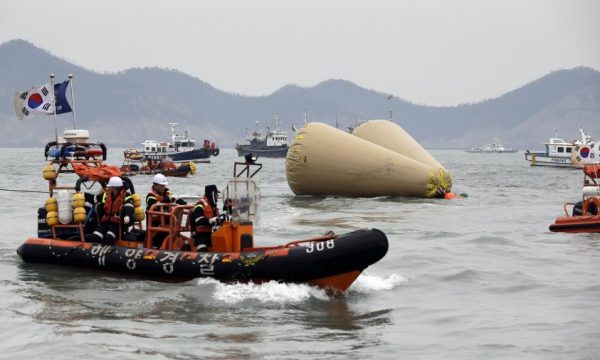 20140507104438Image__Lee_Jin_man_Associated_Press