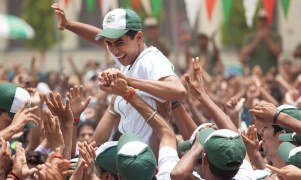 20140515131525__Million_Dollar_Arm___movie_review_by_Adrian_Vina___LATFUSA