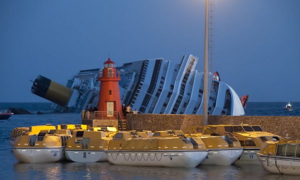 20140728100343Costa_Concordia