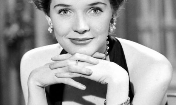 20140921102955Polly_Bergen