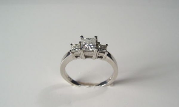 20140925115241kay_jewelers