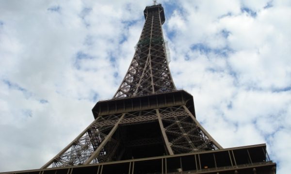 20141008135335eiffel_tower