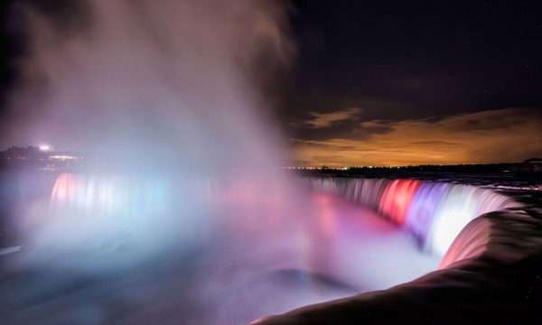 20141026103703Niagara_Falls