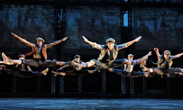 20141125133403Newsies_Hollywood_Pantages