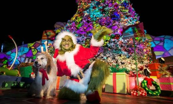 20141205150721Grinchmas_Universal_Studios_Hollywood