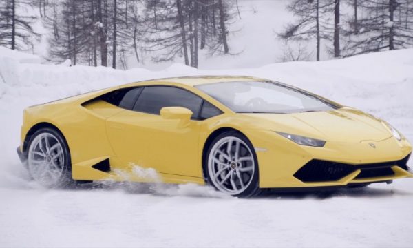 20141209104152Lamborghini_school
