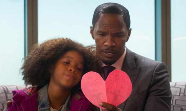 20141218123418__Annie___movie_review_by_Adrian_Vina___LATF_USA