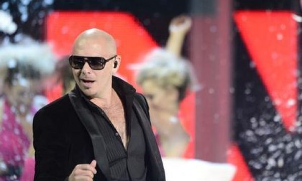 20141230100445Pitbull_New_year__s_Revolution