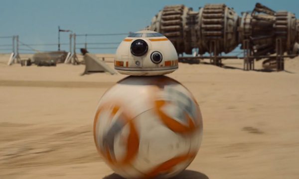 2015-12-21-1450735502-4809457-star_wars_the_force_awakens_r2d2_h_2014