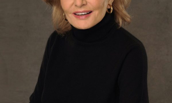 20150227152031Barbara_Walters