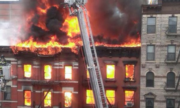 20150326163341fire_in_NYC
