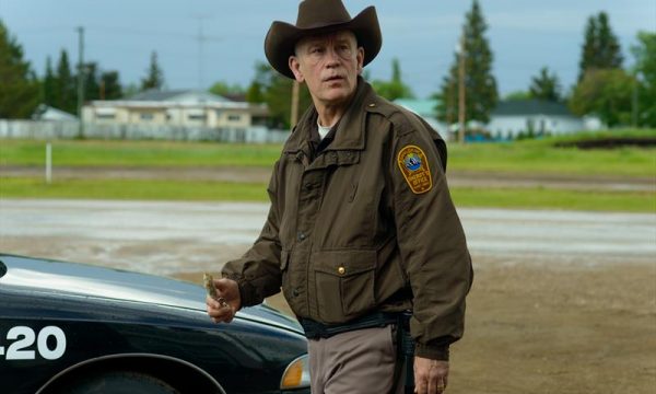 20150403183112_Cut_Bank__movie_review_by_Lucas_Mirabella___LATF