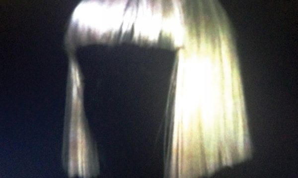 20150505200608Sia_deluxe_1000_Forms_of_Fear