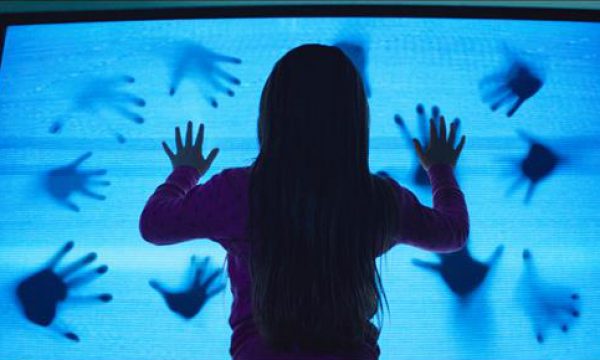 20150522144510_Poltergeist__movie_review_by_Lucas_Mirabella