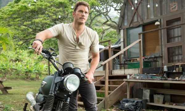 20150610123009_Jurassic_World__movie_review_by_Pamela_Price