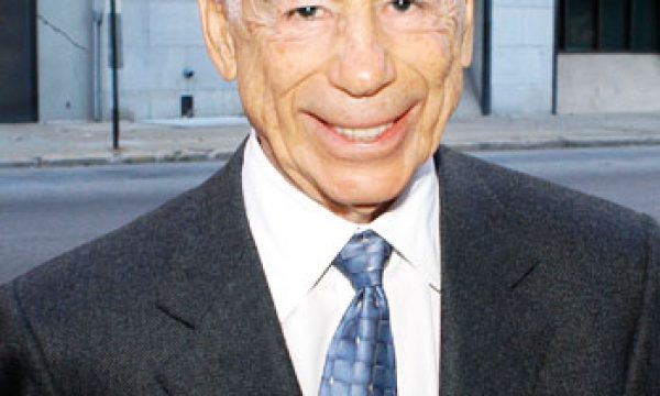 20150616125318Kirk_Kerkorian