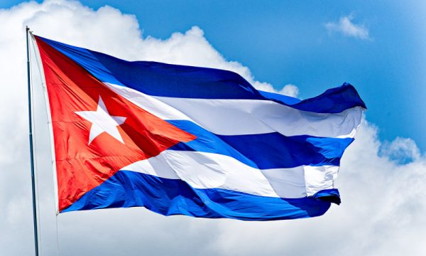 20150720123620Cuban_Flag