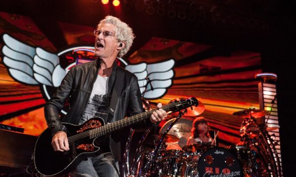 20150728124449REO_Speedwagon_at_the_Forum___LATF_USA