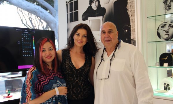 20150731135738Elemoon_s_Jing_Zhou__Yoga_specialist_and_Producer_Larry_Namer