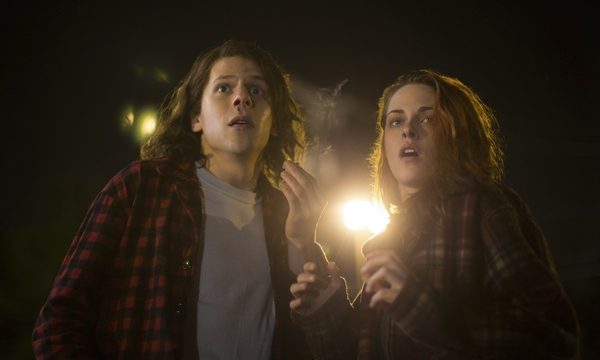 20150818190416_American_Ultra__movie_review_by_Lucas_Mirabella