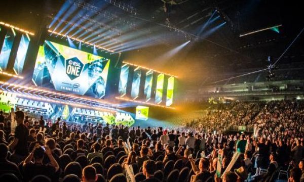 20190705_helena-kristiansson_eslone-cologne_02137