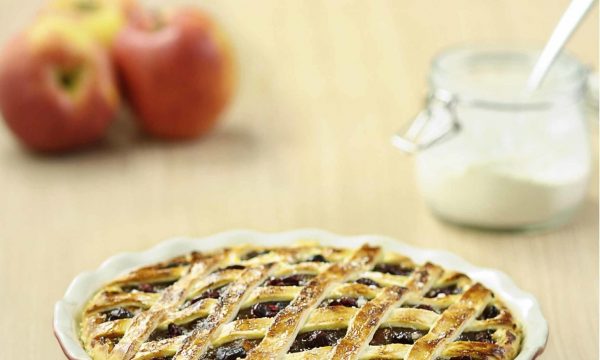 Emile Henry - As Easy As Pie