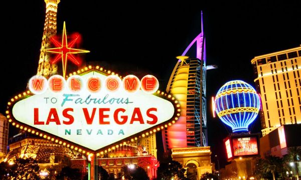 6358849222303555011959021636_vegas-burj-al-arab