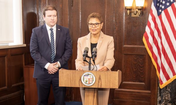 mayor karen bass, homeless