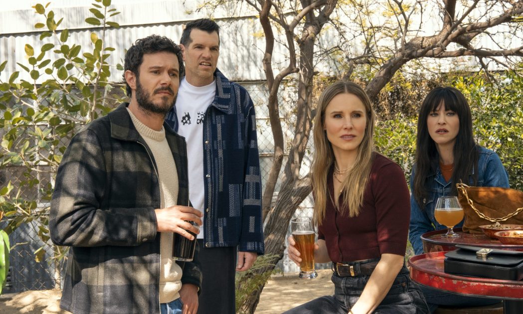 Nobody Wants This. (L to R) Adam Brody as Noah, Timothy Simons as Sasha, Kristen Bell as Joanne, Jackie Tohn as Esther in episode 209 of Nobody Wants This. Cr. Erin Simkin/Netflix © 2025
