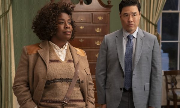 The Residence. (L to R) Uzo Aduba as Cordelia Cupp, Randall Park as Edwin Park in episode 101 of The Residence. Cr. Erin Simkin/Netflix © 2024