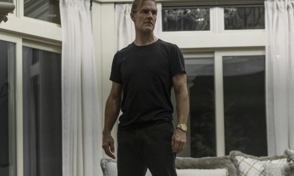 James Van Der Beek, the gates