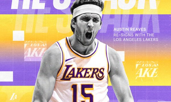 LAKERS RE-SIGN GUARD AUSTIN REAVES