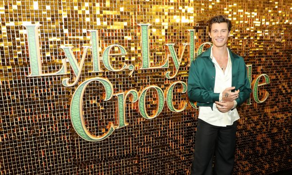 shawn mendes, lyle lyle crocodile