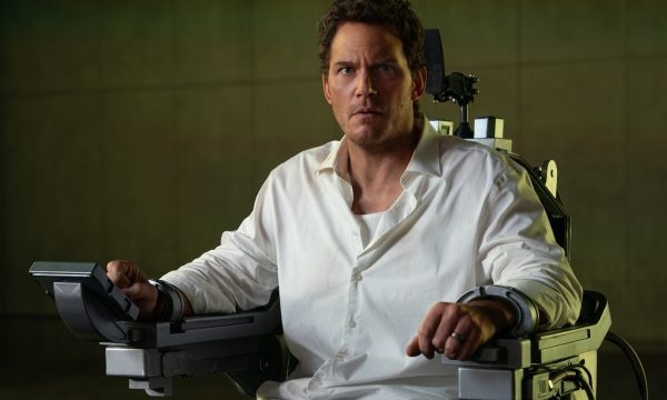 Chris Pratt stars as Chris Raven in MERCY, from Amazon MGM Studios. Photo credit: Justin Lubin © 2025 Amazon Content Services LLC. All Rights Reserved.