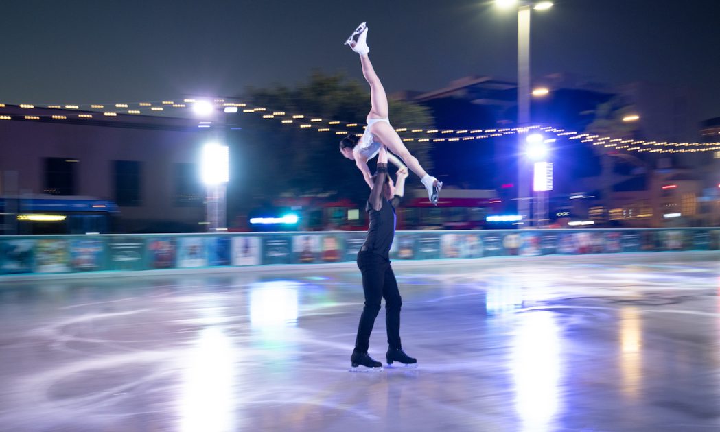 hulu disney santa monica ice holiday rink