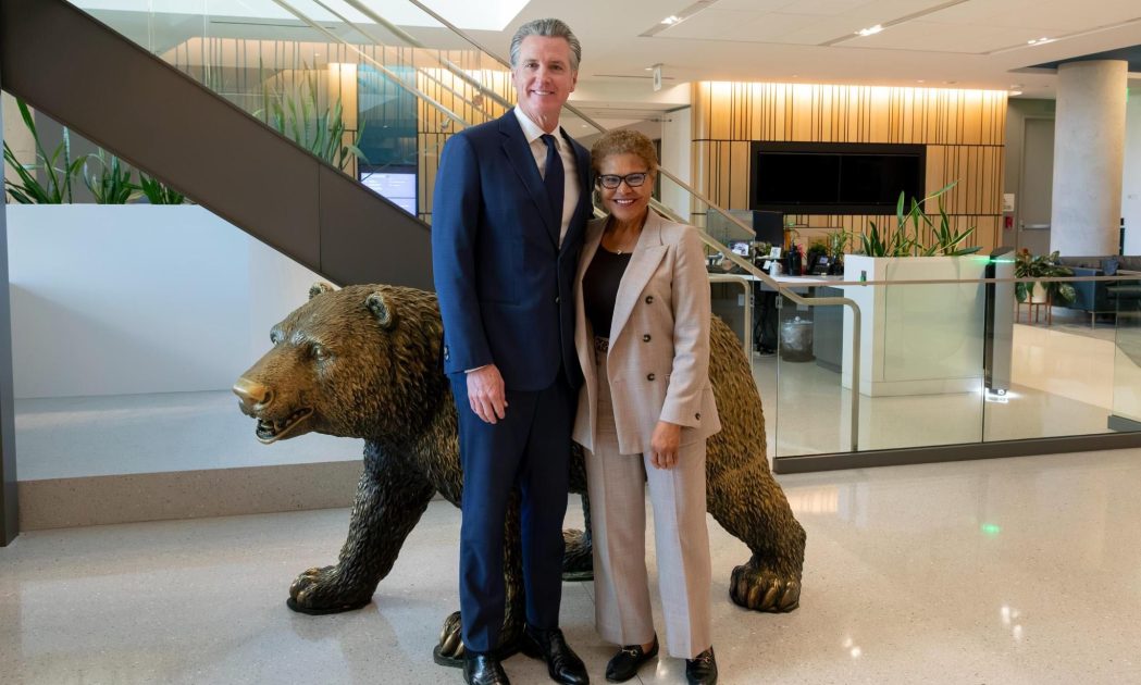 mayor karen bass, governer gavin newsom