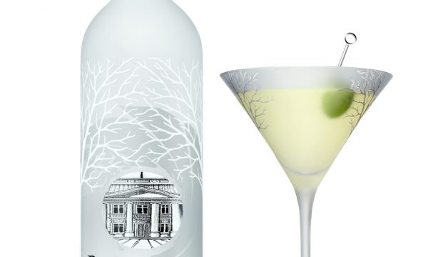 belvedere-007-spectre-limited-edition-bottle-with-belvedere-spectre-007-martini