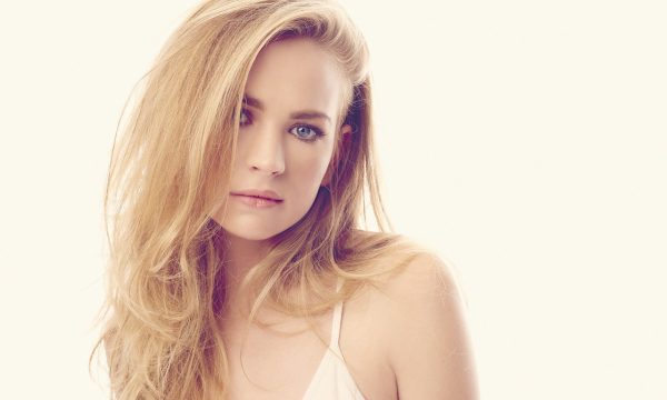 Tomorrowland

Britt Robertson

Ph: Brian Bowen Smith

©Disney 2015