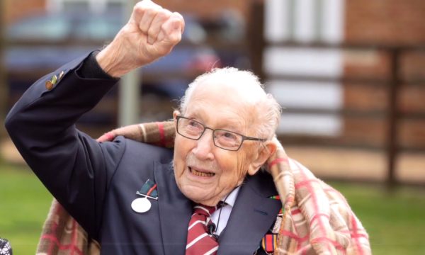 cbsn_fusion_captain-tom-veteran-who-raised-millions-of-dollars-for-coronavirus-fight-turns-100_thumbnail_477587_1920x1080