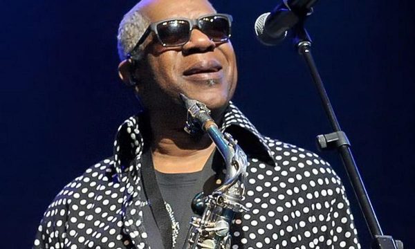 dennis-of-kool-the-gang