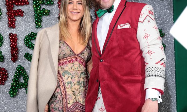 Jennifer Aniston, T.J. Miller