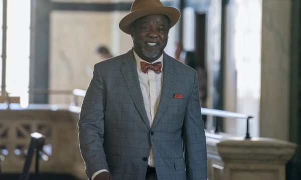 isiah-whitlock-jr-your-honor