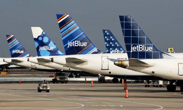 jetblue-tailfins-blueberries
