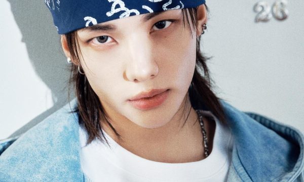 guess fashion Hyunjin