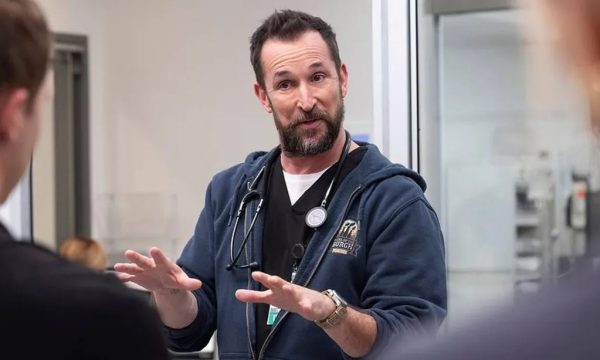 the pitt noah wyle season 3