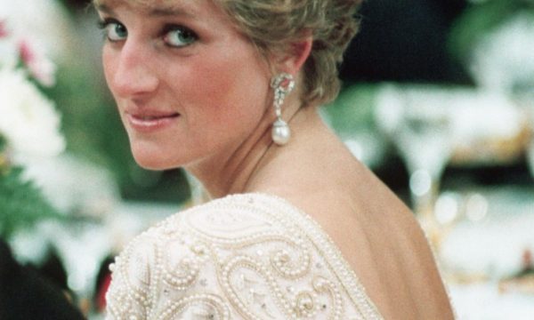 princess-diana-exhibit-at-althorp-will-close-next-year-photo-c-getty-images