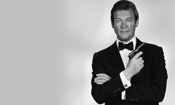 sir-roger-moore-as-james-bond-1